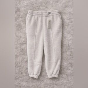 New White Soft Cozy White Sherpa Sweatpants No Boundaries (Size L)